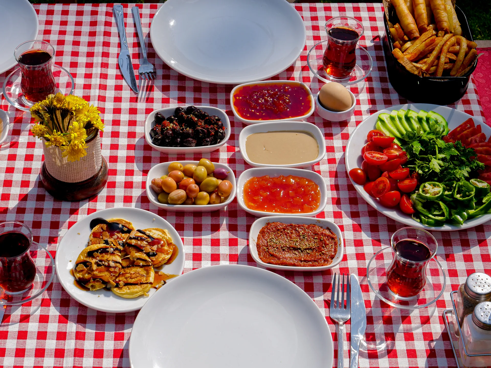 Naturel Park Restoran Alanı